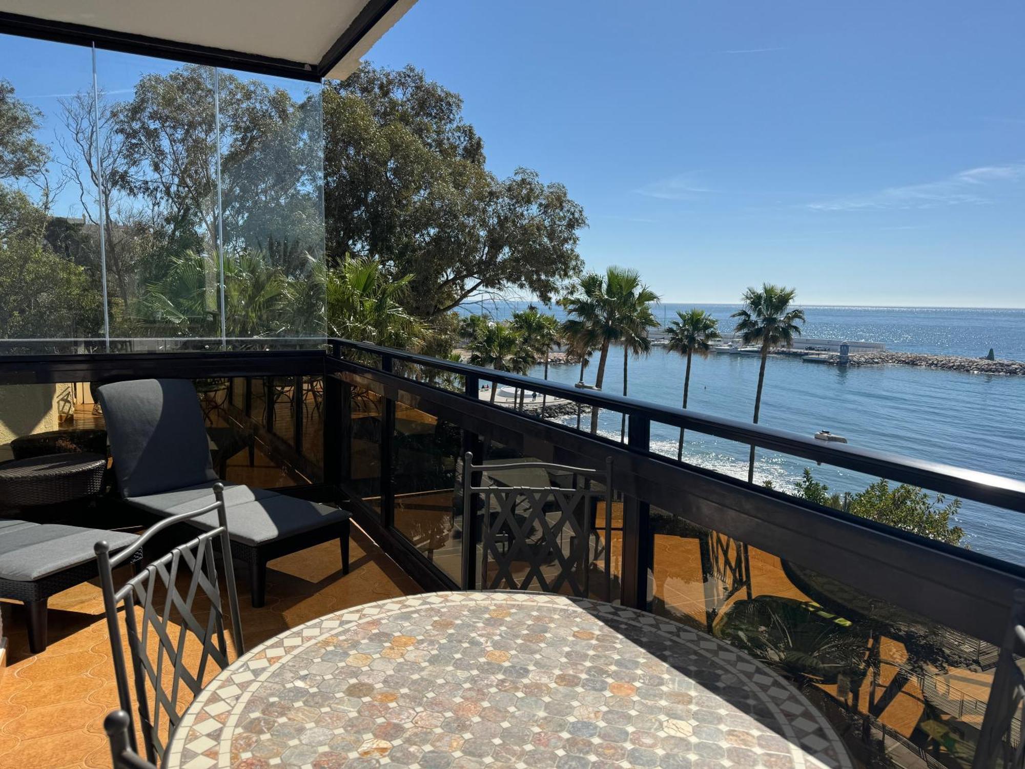 Skol Apartments Marbella Luaran gambar